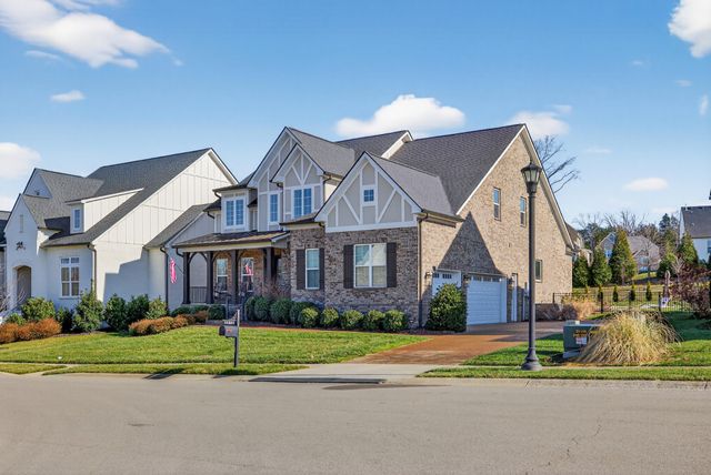 132 Telfair Ln, Nolensville, TN 37135