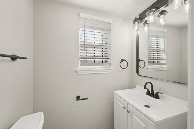 9818 Degas Lane, Houston, TX 77016