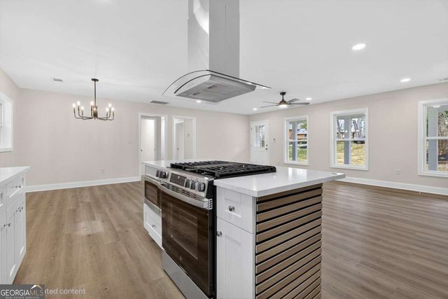 2387 Timber Ridge Court, Decatur, GA 30032