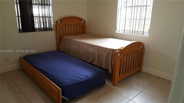 2822 Monroe St, Hollywood, FL 33020