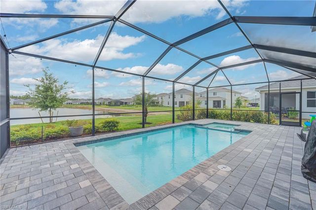 2340 Feather Brook LN, Naples, FL 34120