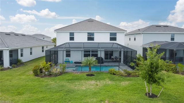2340 Feather Brook LN, Naples, FL 34120