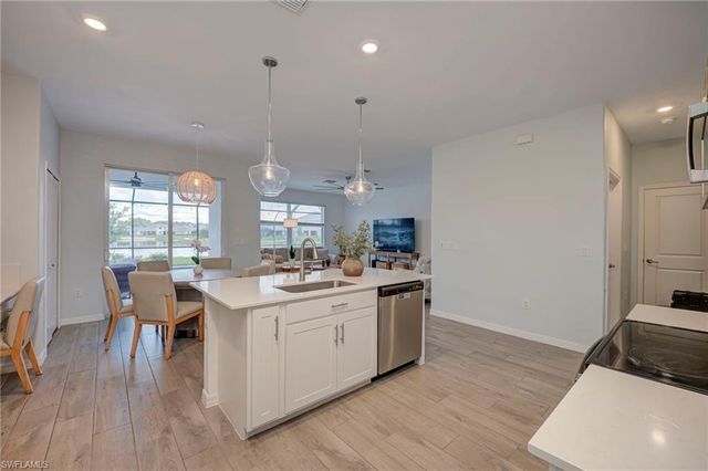 2340 Feather Brook LN, Naples, FL 34120