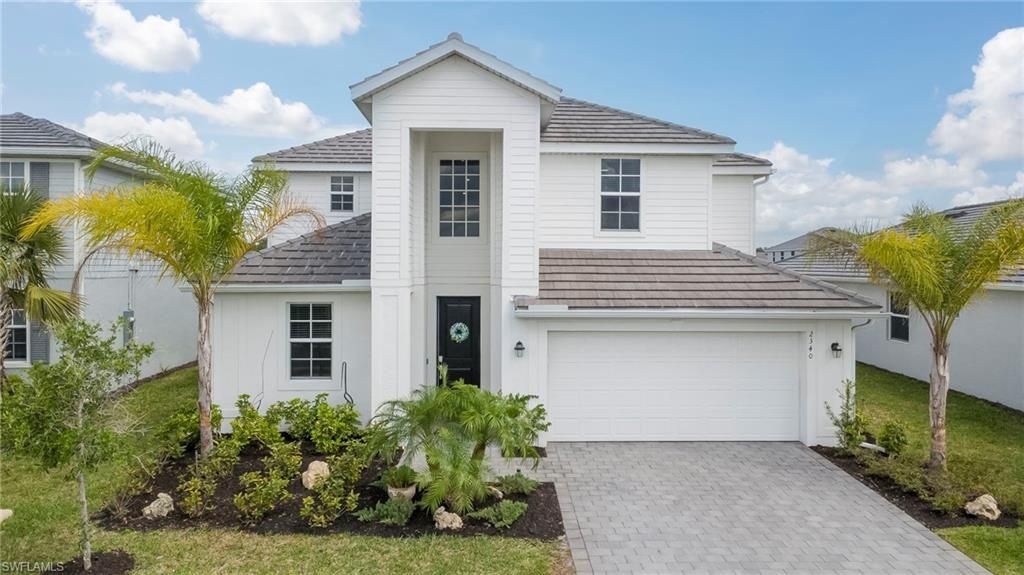 2340 Feather Brook LN, Naples, FL 34120