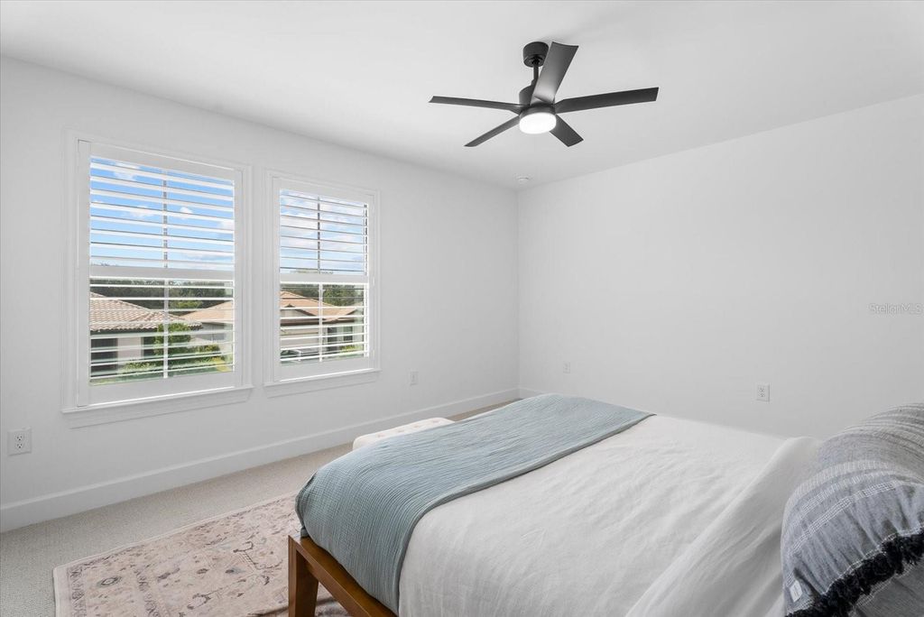 Image 30 of property listing at 725 GADWALL COURT, Bradenton, FL 34212
