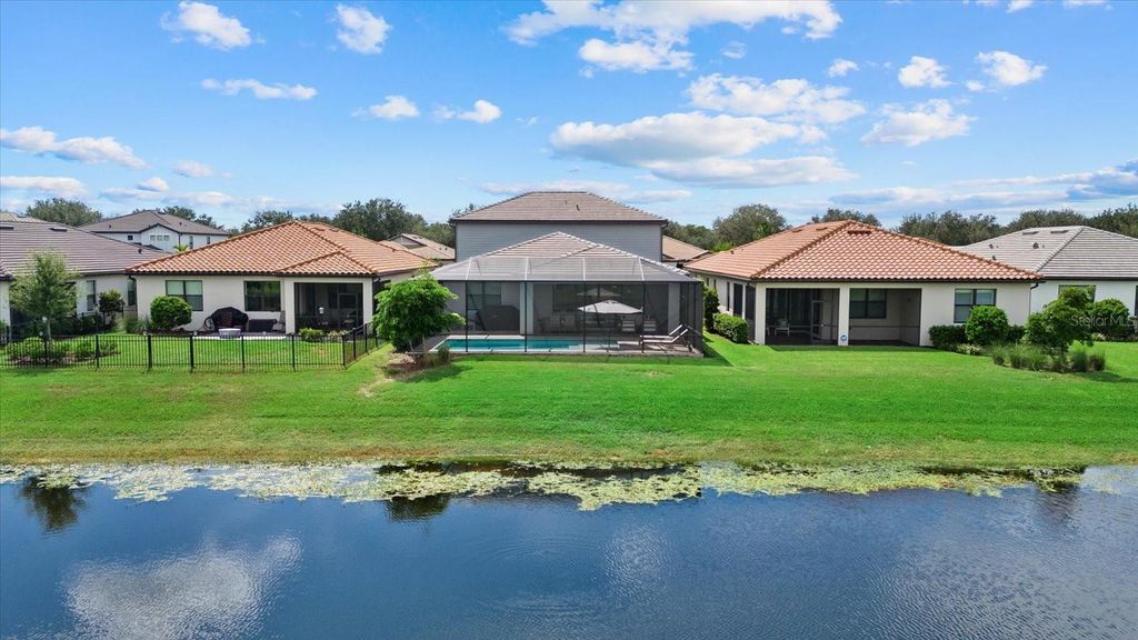 Image 41 of property listing at 725 GADWALL COURT, Bradenton, FL 34212