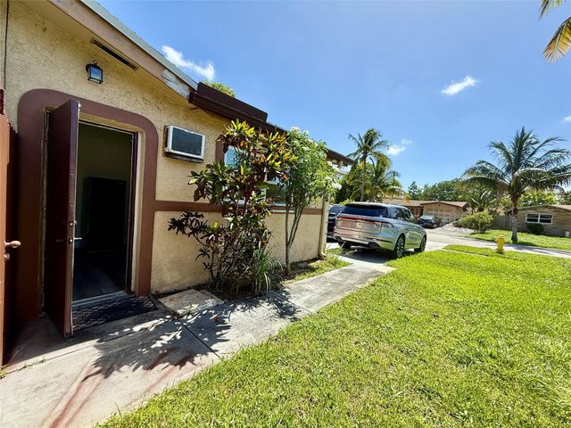 3548 NW 39th Avenue, Lauderdale Lakes, FL 33309