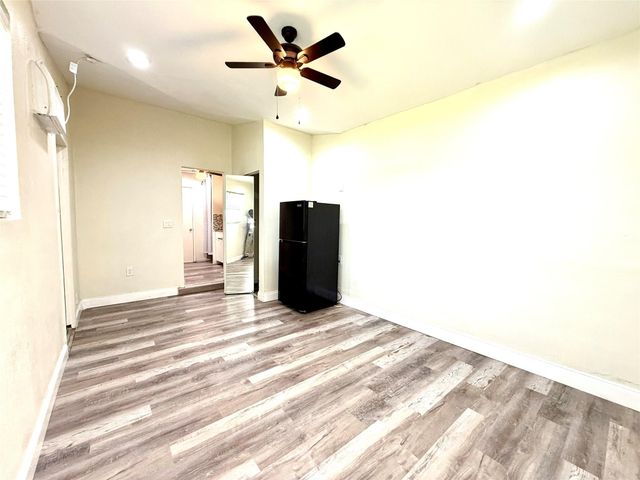 3548 NW 39th Avenue, Lauderdale Lakes, FL 33309