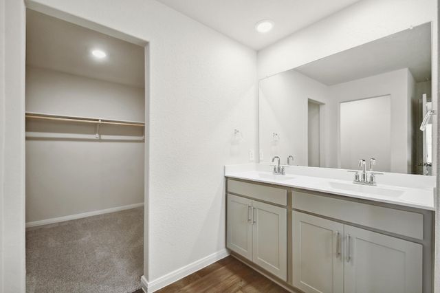 210 BRIGGS LN, San Marcos, TX 78666