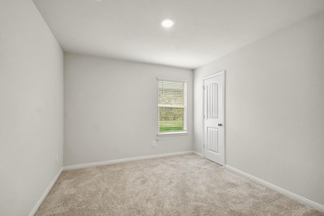210 BRIGGS LN, San Marcos, TX 78666