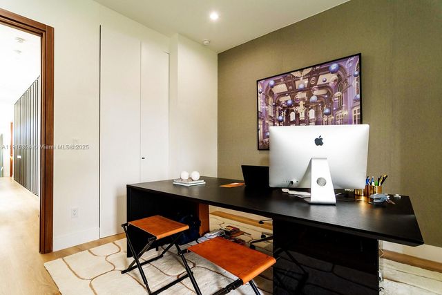 10151 SW 3rd St, Plantation, FL 33324