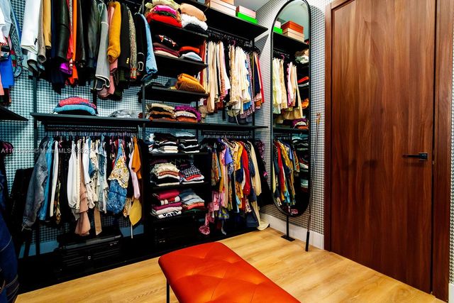 10151 SW 3rd St, Plantation, FL 33324