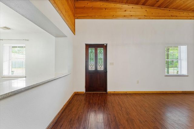 9250 County Road 302, Plantersville, TX 77363