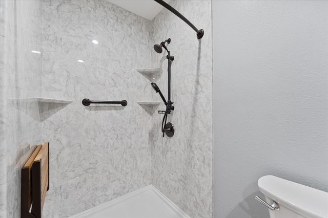 9250 County Road 302, Plantersville, TX 77363