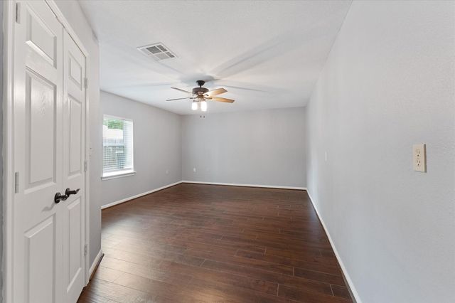 9250 County Road 302, Plantersville, TX 77363