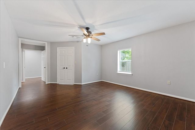 9250 County Road 302, Plantersville, TX 77363