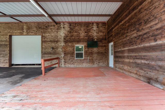 9250 County Road 302, Plantersville, TX 77363