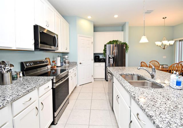 33291 REMBRANDT LANE, Sorrento, FL 32776