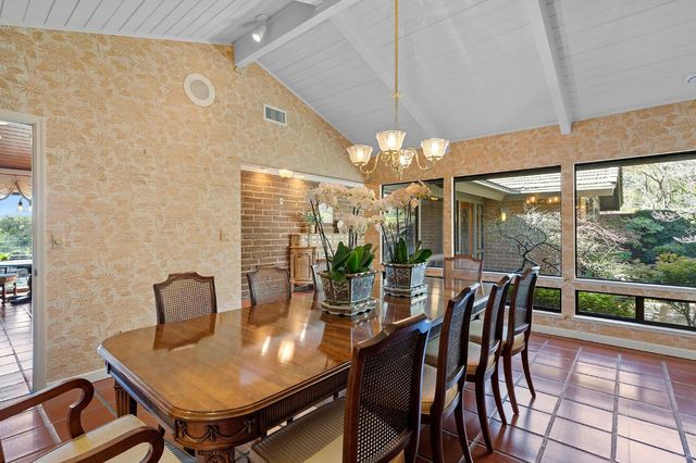 23 Riverbank Pl, Carmichael, CA 95608