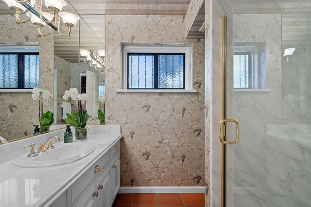 23 Riverbank Pl, Carmichael, CA 95608