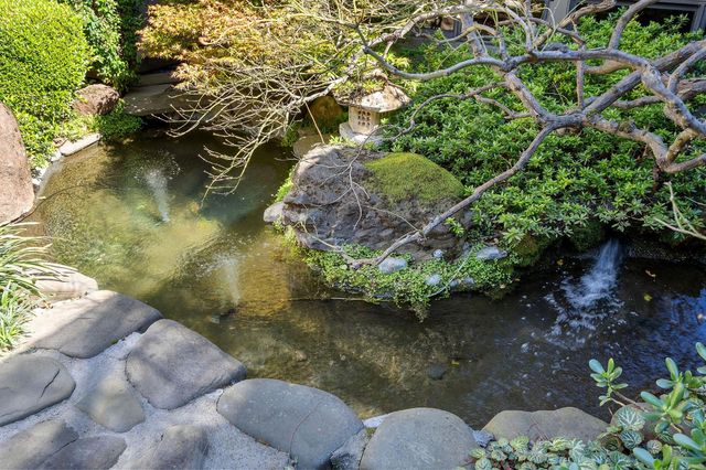 23 Riverbank Pl, Carmichael, CA 95608