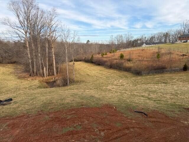 107 Ridge DR, Goodview, VA 24095