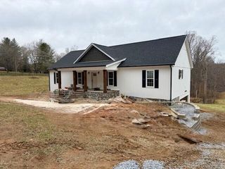 107 Ridge DR, Goodview, VA 24095