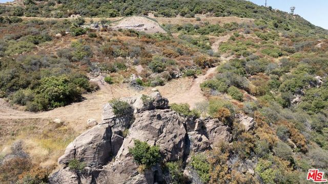 24020 Hovenweep Lane, Malibu, CA 90265