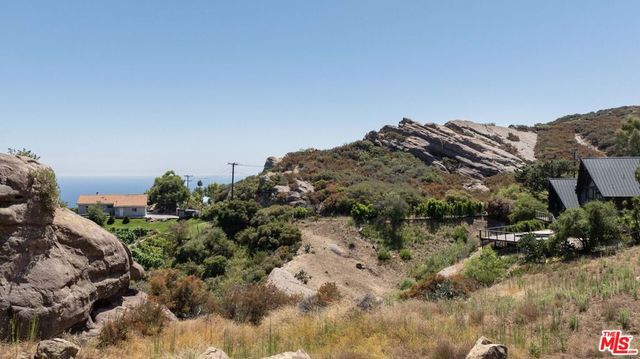 24020 Hovenweep Lane, Malibu, CA 90265