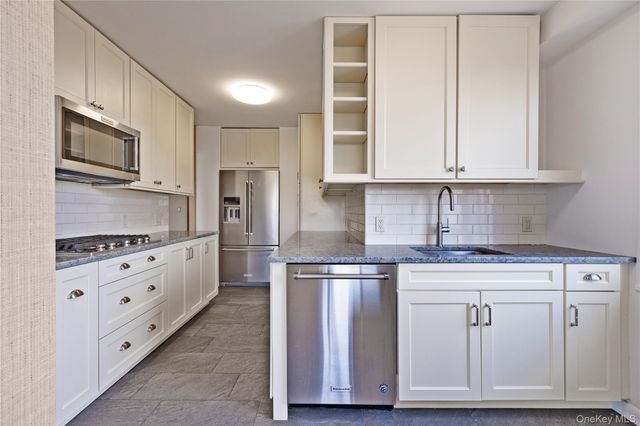 3333 Henry Hudson Parkway 12S, Bronx, NY 10463