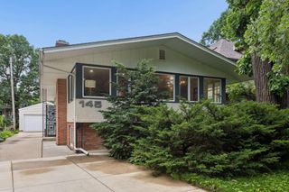 145 Rustic Lodge W, Minneapolis, MN 55419