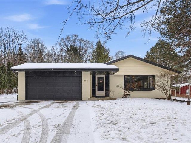 4135 KENNEDY CIRCLE, Richfield, WI 53017