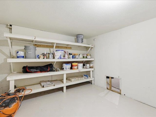 4135 KENNEDY CIRCLE, Richfield, WI 53017