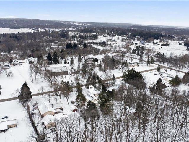 4135 KENNEDY CIRCLE, Richfield, WI 53017