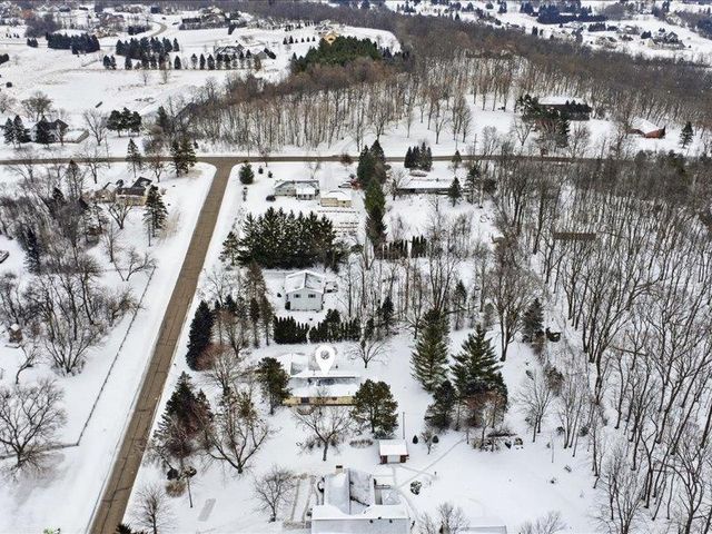 4135 KENNEDY CIRCLE, Richfield, WI 53017