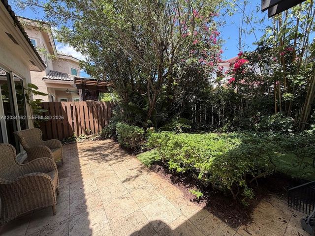 10900 NW 72nd St ., Doral, FL 33178