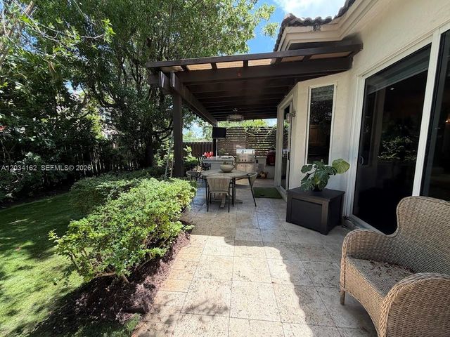 10900 NW 72nd St ., Doral, FL 33178