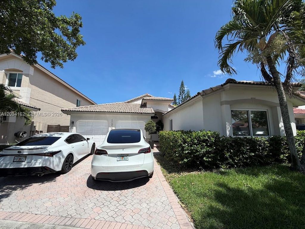 10900 NW 72nd St ., Doral, FL 33178