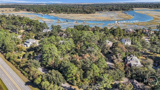 135 Marsh Harbor Drive S, Savannah, GA 31410