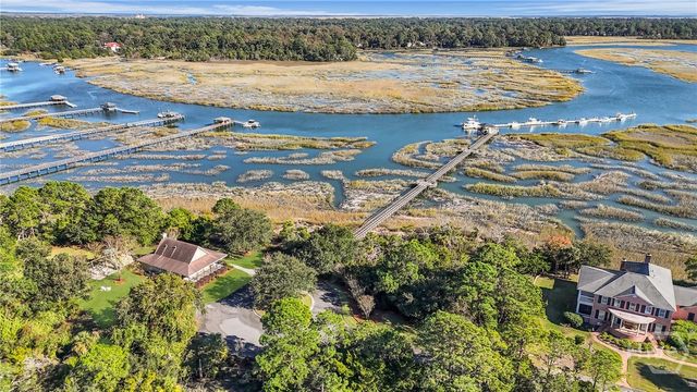 135 Marsh Harbor Drive S, Savannah, GA 31410