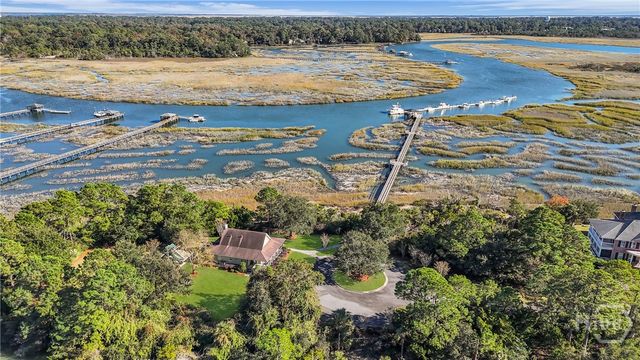 135 Marsh Harbor Drive S, Savannah, GA 31410