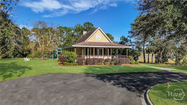 135 Marsh Harbor Drive S, Savannah, GA 31410