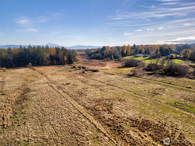 7475 Valley View Road, Ferndale, WA 98248