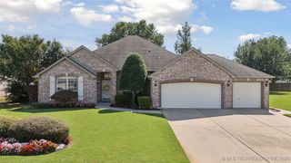 4209 W Memphis Street, Broken Arrow, OK 74012