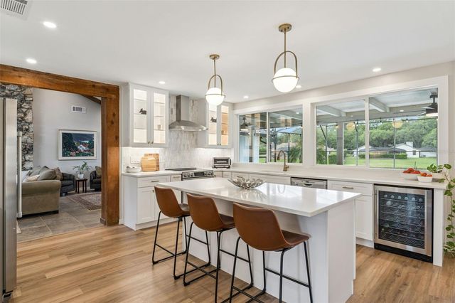 129 LAUREL OAK DRIVE, Longwood, FL 32779