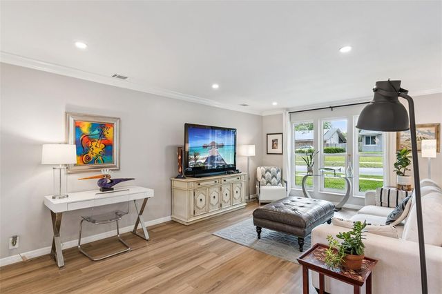 129 LAUREL OAK DRIVE, Longwood, FL 32779