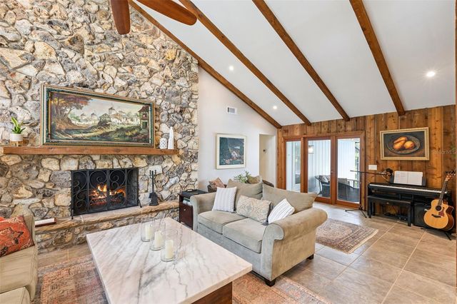 129 LAUREL OAK DRIVE, Longwood, FL 32779