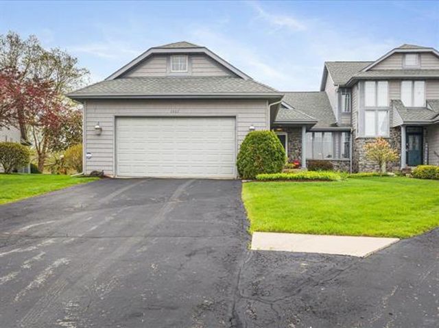 1212 Sanctuary Circle 4B-R, Rockford, IL 61107