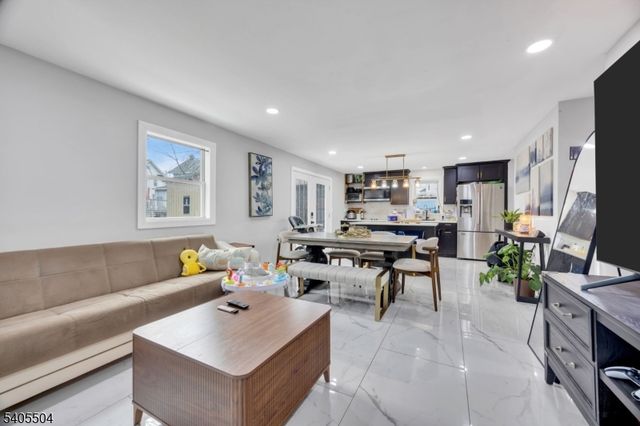 241 Orange St, Dunellen Boro, NJ 08812