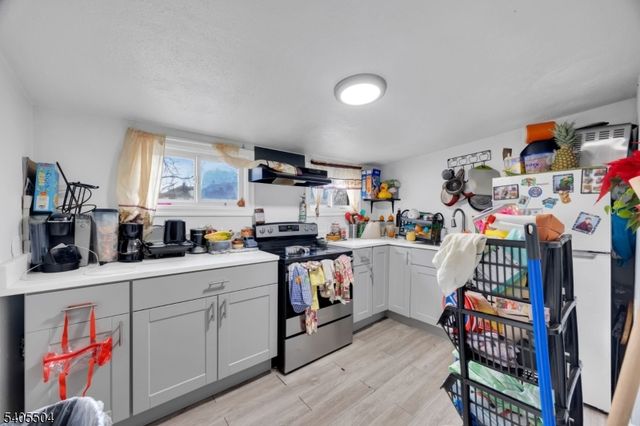 241 Orange St, Dunellen Boro, NJ 08812